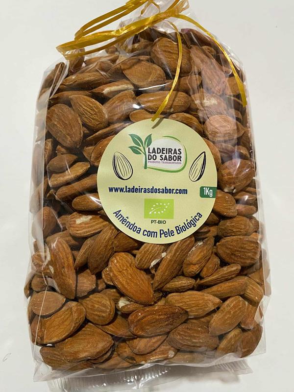 Amêndoa com pele