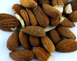 Amêndoa de Trás-os-Montes s/ casca