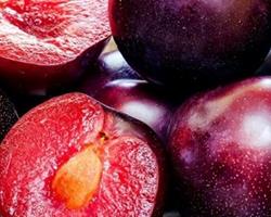 Ameixa vermelha de São João