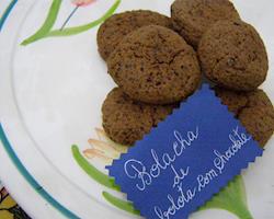 Caixa de Bolachas de Bolota com Chocolate (preço já inclui os portes)