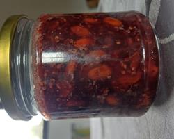 Compota de bagas goji, frutos vermelhos e mirtilos